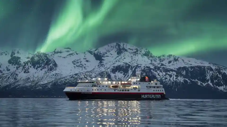 Hurtigruten Expedition Cruises Travel Agent